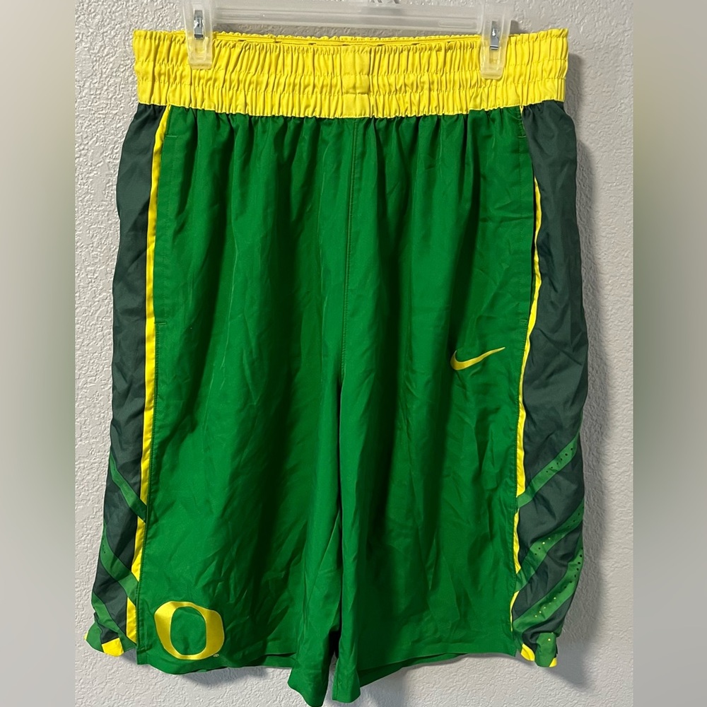 Nike Oregon Ducks Basketball shorts Xl